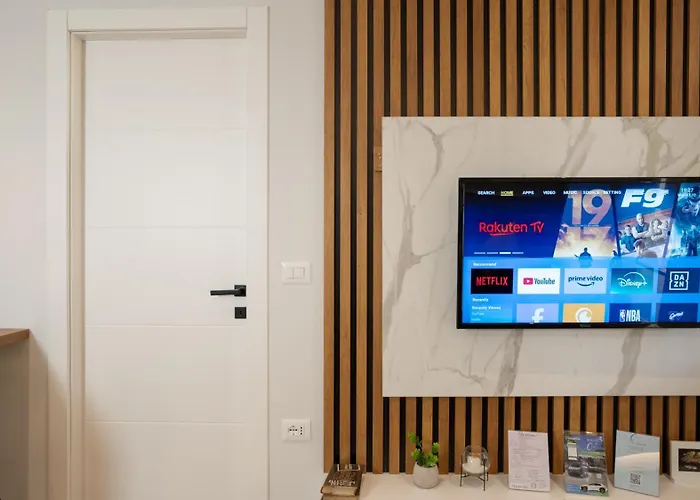 Chic Tirana City Apartment